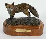 Ellie Archer, Tokala Luta #1/35, bronze sculpture