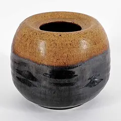 Thomas Kakinuma, Untitled - Indented Black and Tan Pot, glazed ceramic