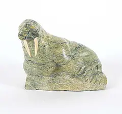 Temela Ikkidluak, Walrus, 1991, green stone carving with bone