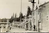 W. Langdon Kihn, [4082] Alert Bay B.C. Totem Poles, 1920, black and white photograph on paper