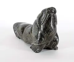 Levi Qumaluk, Untitled - Big Walrus, 1981, black stone carving