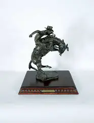 Douglas Stephens, Two Seconds Out #5/25, bronze sculpture