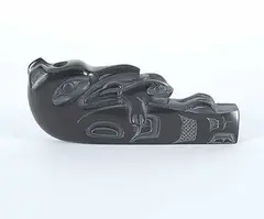 Mike Brown, Frog Pipe, 2003, argillite carving