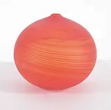 Jonathan Mossop, Red Swirl Globe, 2007, glass