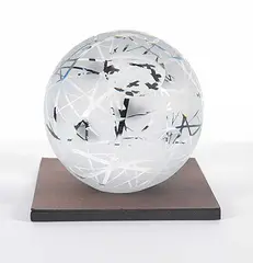 Jonathan Mossop, Clear Globe with Black Crows Inside, 2002, glass