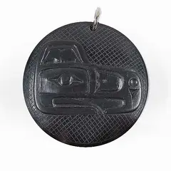 Bill Stevens, Haida Hawk, 1960, argillite pendant carving