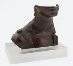 Stella, 1981 r. by Igor Mitoraj, 1981, brąz, sold Dec 2025