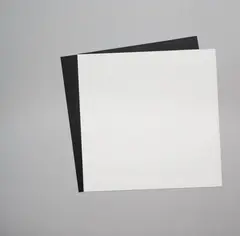 Andrzej Gieraga, Kwadrat biały i czarny, 2007, 2007, akryl, tektura, płyta