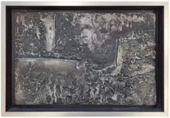 Zdzisław Beksiński, Kompozycja, ok. 1960, 1960, relief, masa bitumiczna, płyta pilśniowa