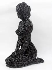 Zbigniew Blajerski, Siedząca (S Black), 2017, 2017, ceramika