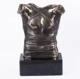 Pancerz – Cuirasse II, 1986 r. by Igor Mitoraj, 1986, brąz, sold Jun 2018