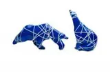 Mariusz Dydo, Gamma Bear i Delta Bear, modele Line, 2017, 2017, ceramika szkliwiona, malowana naszkliwnie