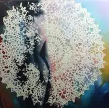 Mieczysław Robert Sitarczyk, Kobieta z serwetką, 2014, 2014, olej, farba fluorescencyjna, płótno