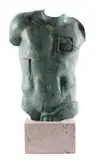 Perseusz by Igor Mitoraj, brąz patynowany, sold Mar 2017