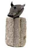 Vladimír Kompánek, Turoň, 1975, bronz na kamennom podstavci
