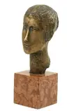 Paľo Tóth, Hlava ženy, 1965, bronz, mramorový podstavec