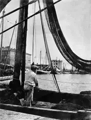 Irena Blühová, Genova - Pripravený, Z cyklu Taliansko, 1935, čiernobiela fotografia