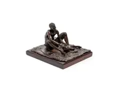 Anton van Wouw, Mealiepap Eater, bronze with a brown patina, on a wooden base; cast by the Massa foundry, Rome