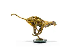 Danie de Jager, Cheetah, 1993, bronze with a golden patina on a granite base