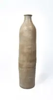 Esias Bosch, Large vase with linear textured surface, stoneware with dolomite glaze and incised decoration