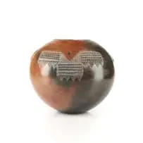 Nonhlanla Nala, Ukhamba with rope and triangular incised motif, pit-fired and burnished earthenware with relief and incised decoration