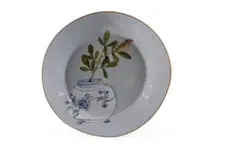 Lisa Ringwood, Plate with vase and bird motif, hand-painted and glazed ceramic