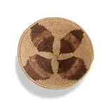 Bosenyegele Mpuseng, Yei winnowing basket, 1990, Hyphaene petersiana palm for binding material and Cocculus hirsutus vine for the inner core with 'Knees of the Tortoise' design