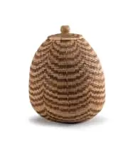 Keletso Motlanke, Yei coiled basket with lid, 1990, Hyphaene petersiana palm for wrapping over the core and Cocculus hirsutus vine for the inner core with 'Ribs ot the Giraffe' design
