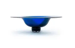 David Reade, Bowl with a wide rim raised on a low foot, blue cased glass with green swirl