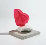 Ugo Rondinone, Small White Pink Mountain