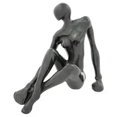 Rapatía, Diosa del viento del oeste, de la colección Mujeres de la Polinesia by Carol Miller, 1981, Escultura en bronce III / X, sold Jan 2026