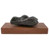Amantes by Francisco Zúñiga, Escultura en bronce en base de madera, offered Dec 2025