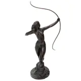 La flechadora de las estrellas del norte (Diana cazadora) by Juan Fernando Olaguíbel, 1949, Escultura en bronce Edición Póstuma, offered Oct 2025