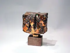 Boge Berg, Abstrakt bronse, 1969, Bronse på plint av tre