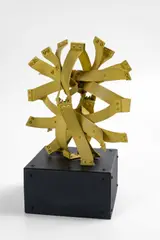 Sol by Édgar Negret, Aluminio pintado. Ejemplar 40 de 200, sold Sep 2024