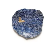 Ruan Hoffmann, Kiz Kulezi / Istanbul, painted and glazed ceramic with gold lustre