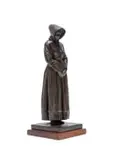 Anton van Wouw, Die Noitje van die Onderveld (Young woman from the Onderveld), bronze with a brown patina on a wooden base