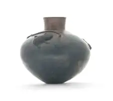 Jabulile Nala, Uphiso with relief and incised decoration, burnished earthenware with incised and relief decoration