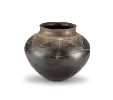 Michelle Legg, Burnished stoneware pot with incised geometric patterns