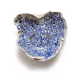 Ruan Hoffmann, Invasive Thoughts, porcelain decorated with lustre