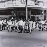 David Goldblatt, Saturday Morning at the Corner of Commissioner and Trichardt Streets, Boksburg, photographic print on paper