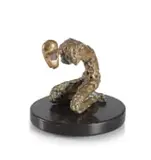 Stella Shawzin, Crouching Figure
