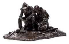 Anton van Wouw, Slegte Nuus, bronze with a brown patina