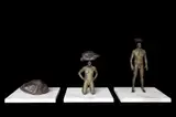 Angus Taylor, Grounded Relativity, triptych