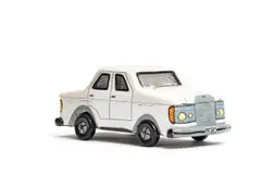 Paa Joe, Mercedes, carved and painted wood with hinged lid