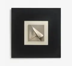 16/81 by Erich Hauser, 1981, Nirosta-Stahl (20 x 20 x 7cm) auf Stahlunterlage, sold Dec 2016