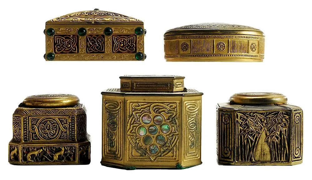 New York, Five Gilt by Tiffany Studios, 1700, Bronze Inkwells and Boxes early 20th century, sold Mar 2015