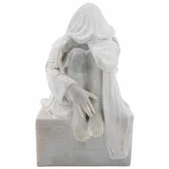 Figura que ese esconde tras el advenimiento de su propia luz by Santiago Carbonell, 2021, Escultura en mármol, pieza única, offered May 2024
