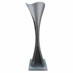 Luminaria by Yvonne Domenge, Escultura en bronce, offered Nov 2023
