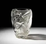 Lalique, Martinets Vase